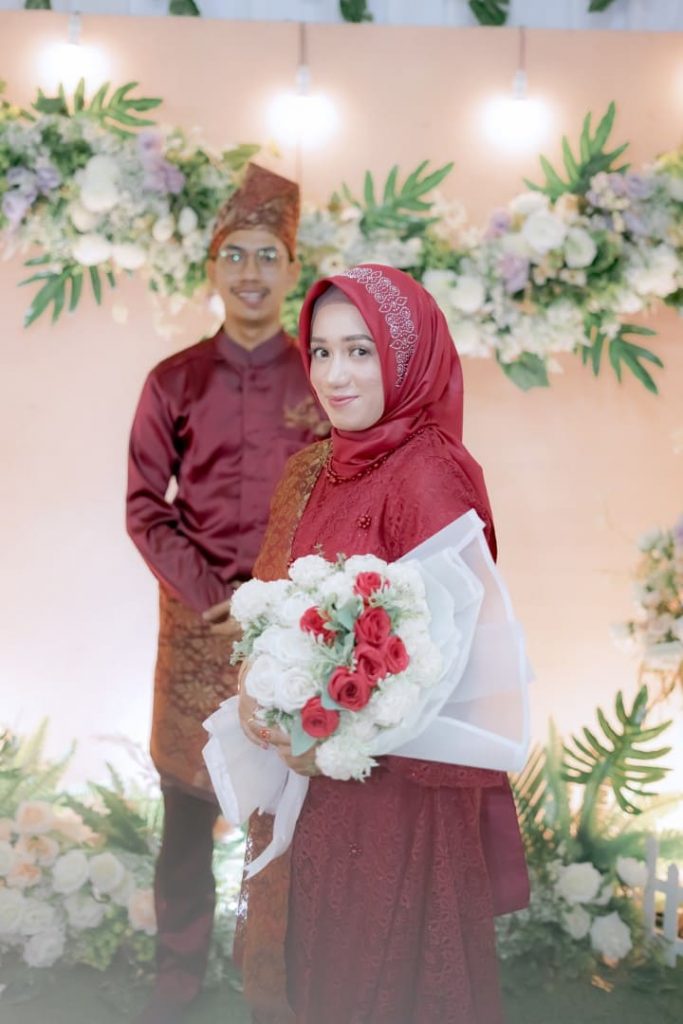 Foto Yosi Copyright © Weddingku.vip