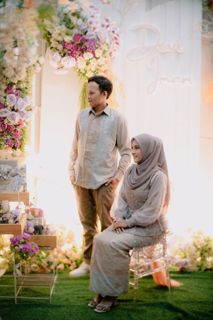 DEVI IMAM 22 Copyright © Weddingku.vip