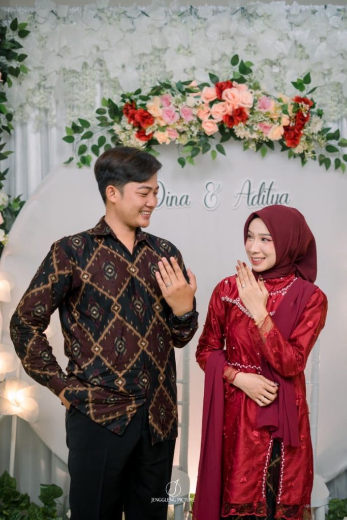 Dina Aditya 3 Copyright © Weddingku.vip