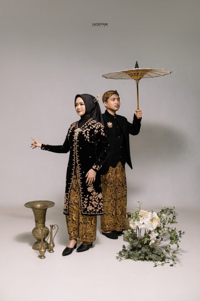 Erning Nikoyung 5 Copyright © Weddingku.vip