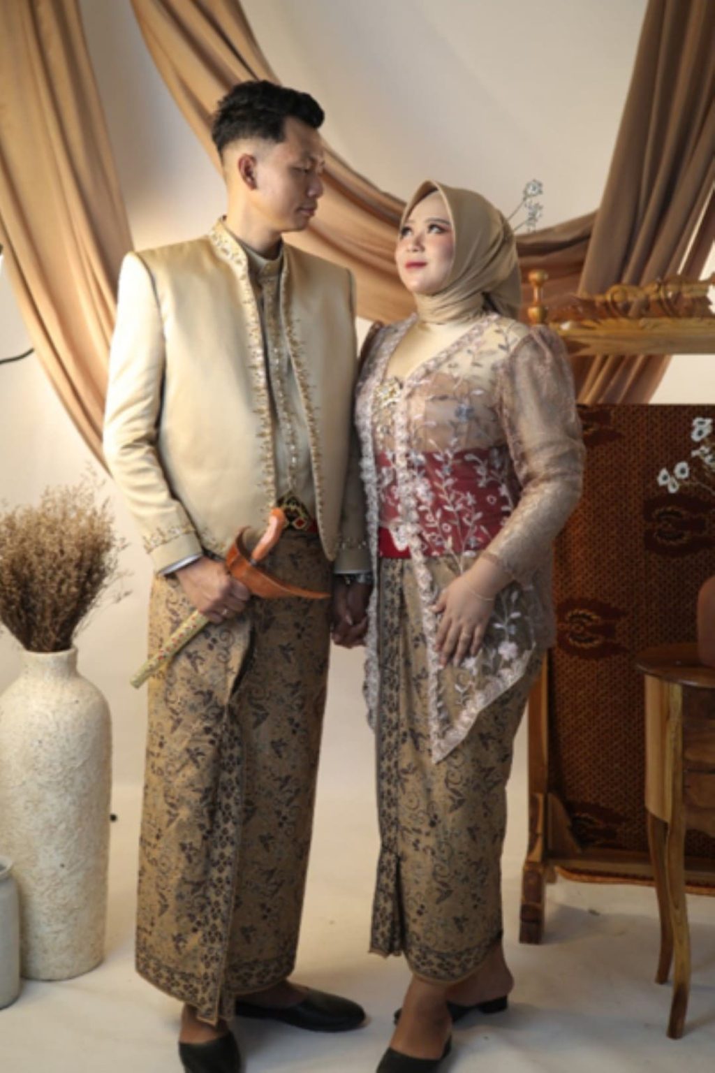 Dina Rio 1 Copyright © Weddingku.vip