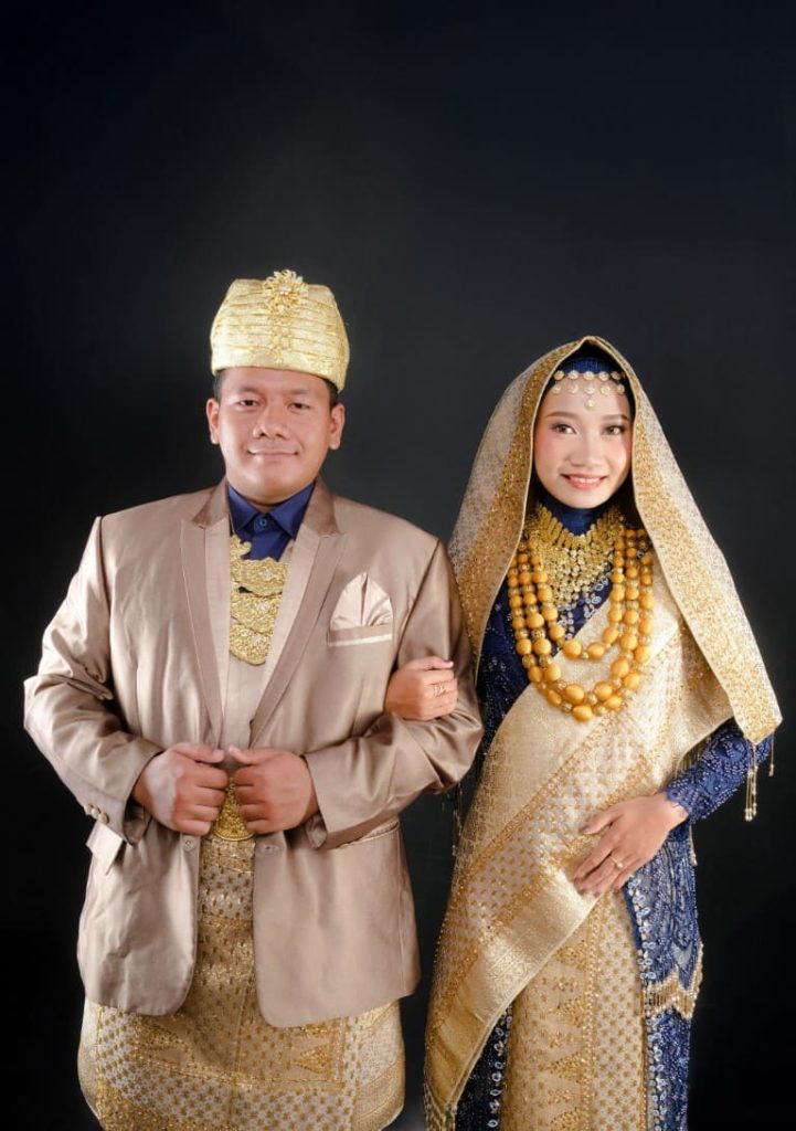 Ayunida Hendra 8 Copyright © Weddingku.vip