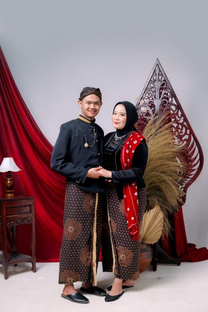 Natasya Izza 3 Copyright © Weddingku.vip