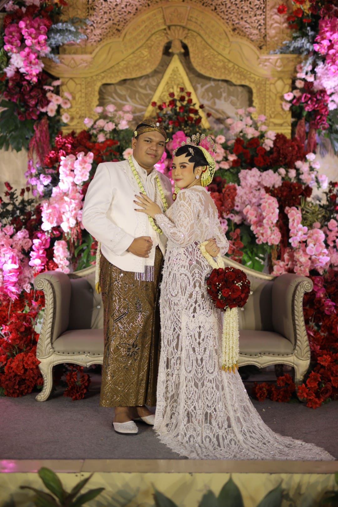 A79A0050 Large Copyright © Weddingku.vip