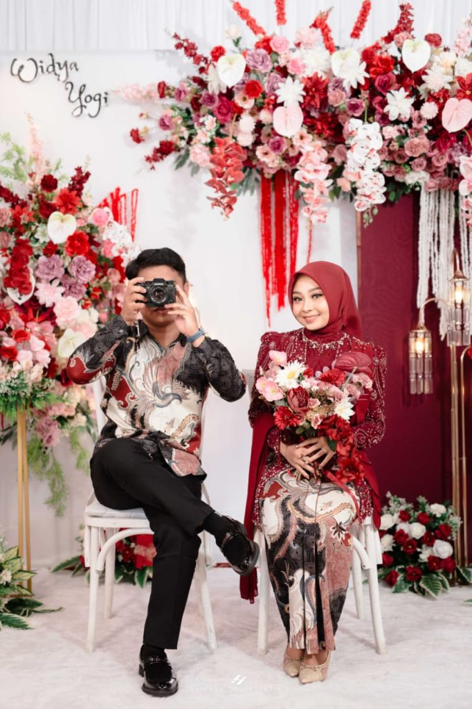 WhatsApp Image 2026 03 01 at 10.19.40 Copyright © Weddingku.vip