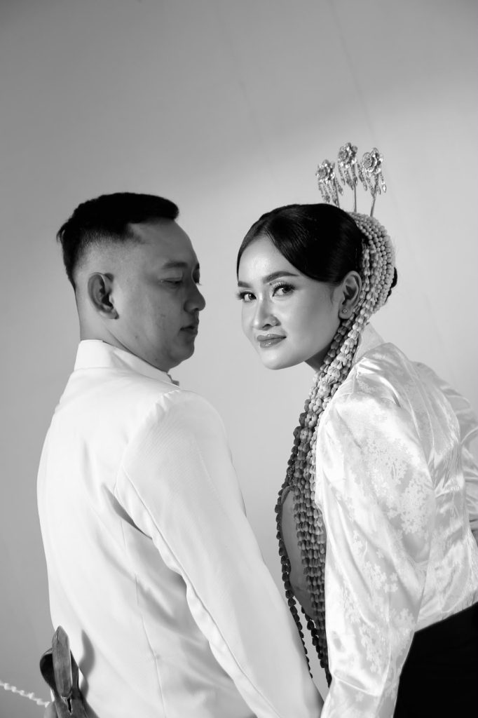 WhatsApp Image 2026 07 27 at 2.19.14 PM Copyright © Weddingku.vip